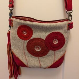 Elegant Floral Crossbody Bag in Red and Gray